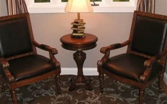 White Oak Manor Bed & Breakfast