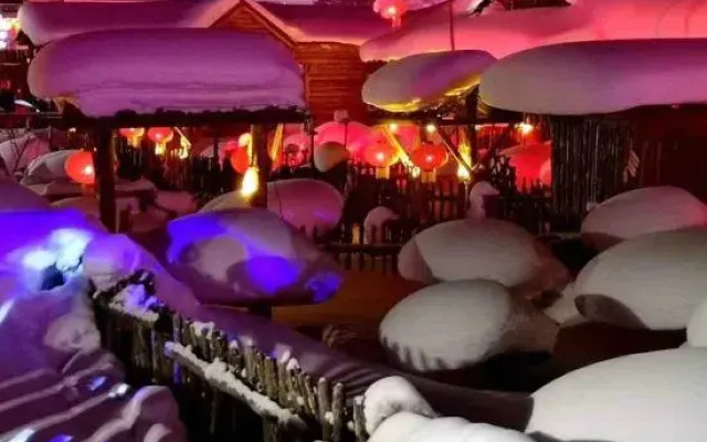 Xuexiang Erlanghe Liuzhengfang Family Hotel