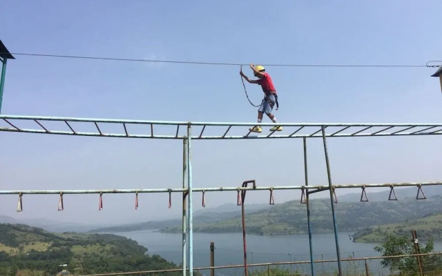 Adventure Maval