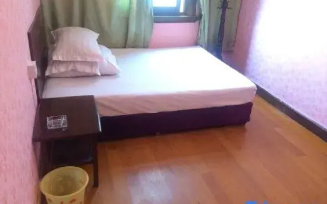 Yuyao chengwaicheng Hotel