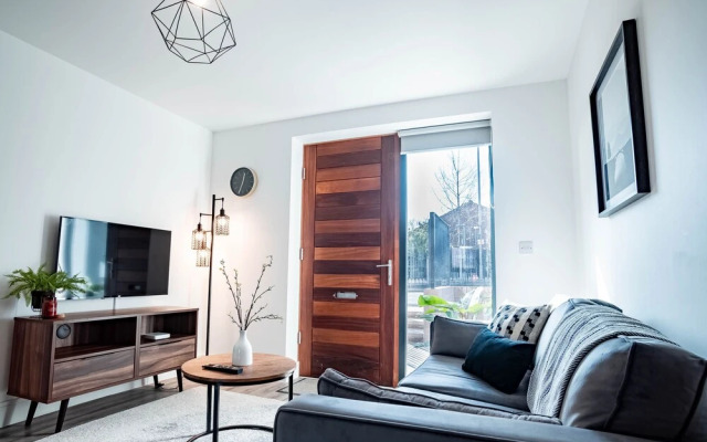 The Interchange Apartment by Opulent