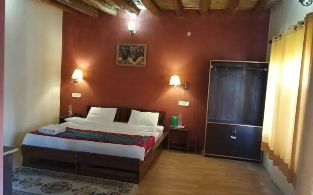 Hotel Lotus