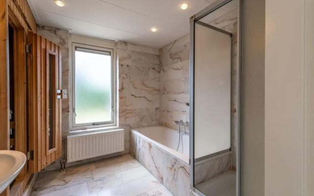 Bungalow Near Oosterschelde Beach