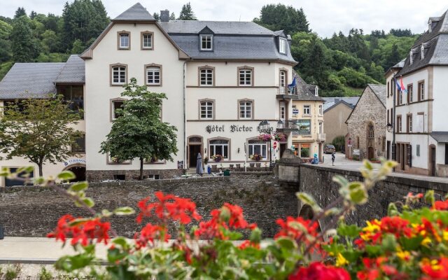 Hôtel - Restaurant Victor Hugo