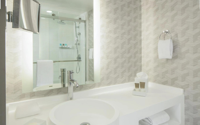 Hyatt Regency Los Angeles International Airport