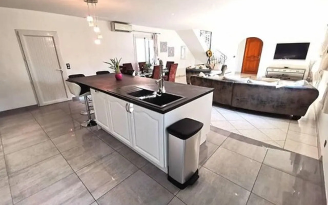 Villa Moderne Centre Piscine 5mn Mer