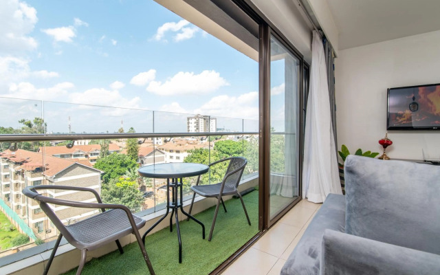 ASTORIA 1BDR with a gym&pool with views