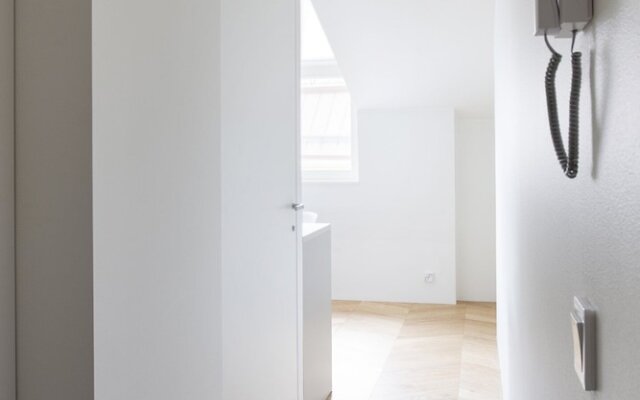Charming Modern Penthouse in Ullanlinna