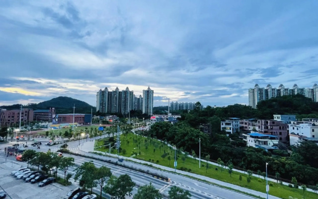 Guangzhou Haojing Hotel