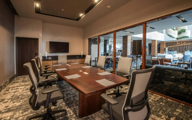 Courtyard by Marriott San Luis Potosi, Los Lagos