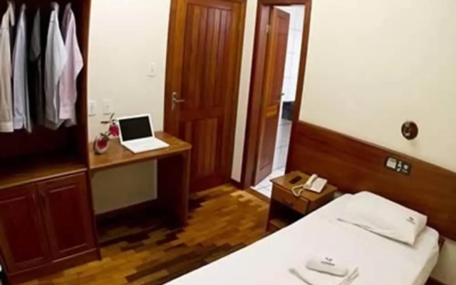 Acomodare Hotel