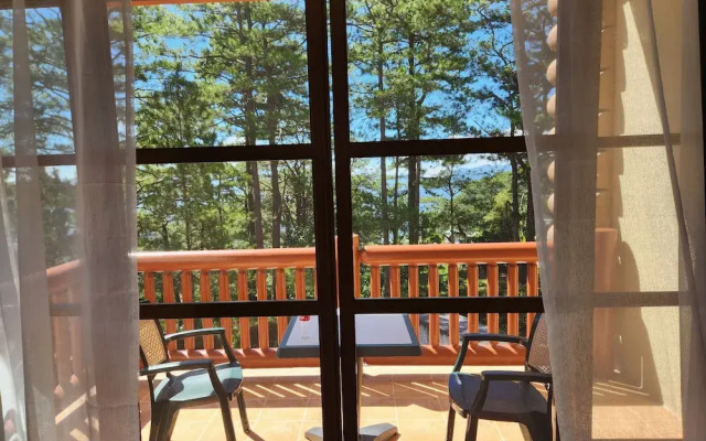 Camp john hay forest lodge