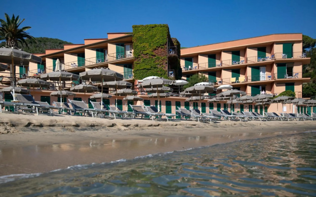Hotel Desiree