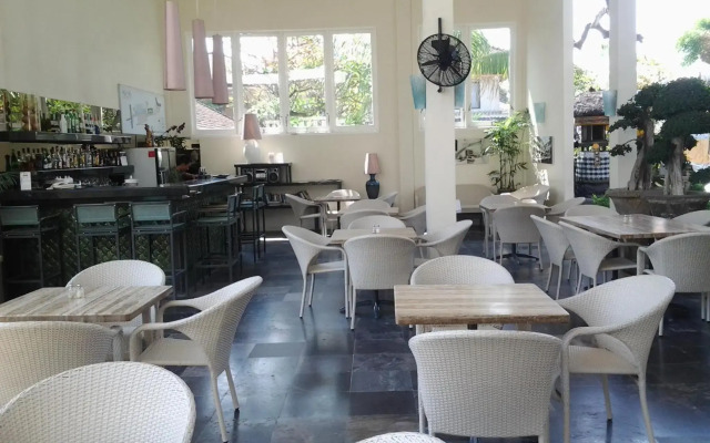 Bali Court Hotel and Apartments