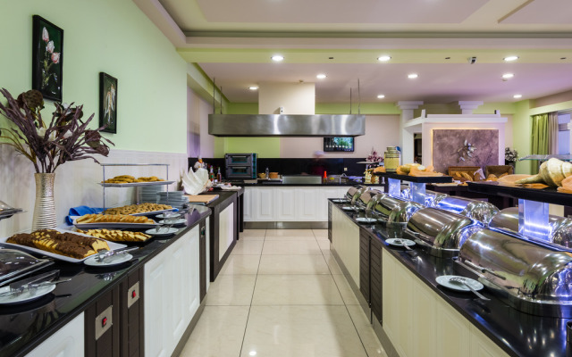 Gaia Palace Hotel