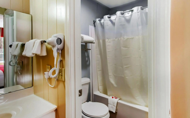 OYO Hotel Ridgeland East