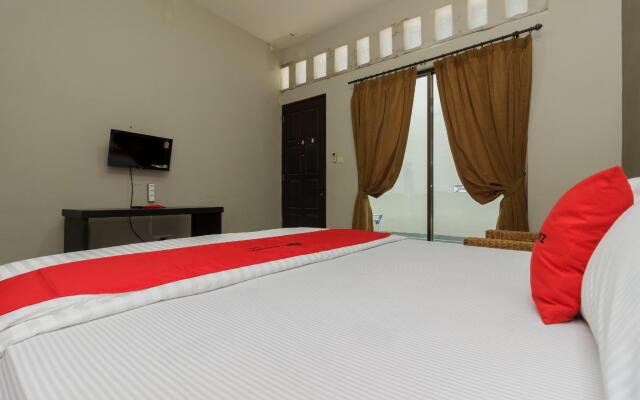 RedDoorz Syariah near Taman Air Mancur Bogor