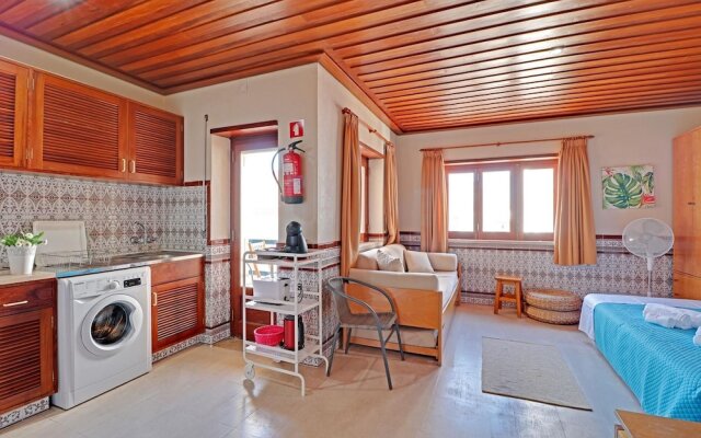 Monte Gordo Beachview 1 by Homing