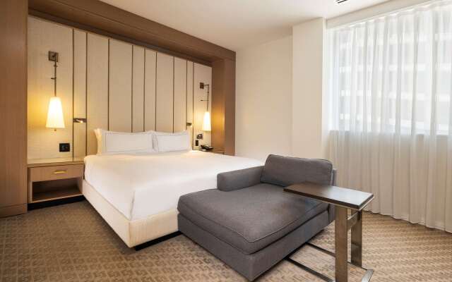 The Statler Dallas Curio Collection By Hilton