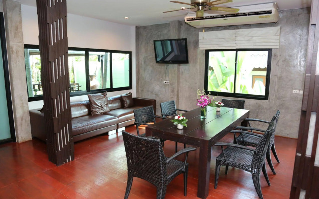 Cocoville Phuket Resort