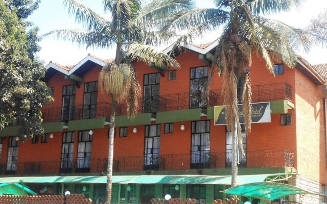 Central Hotel