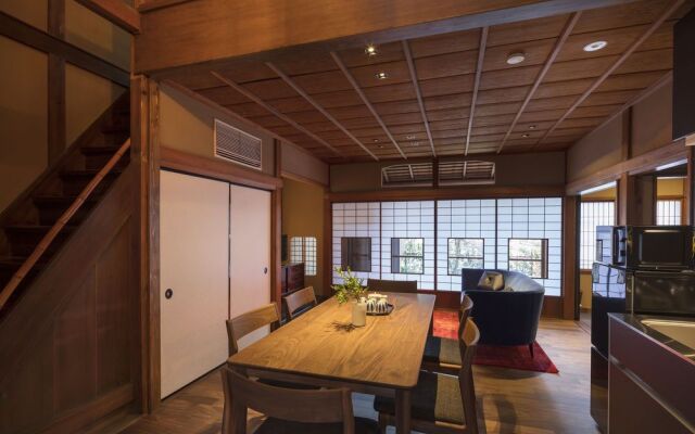 Hikoso-machi Kin no Ma