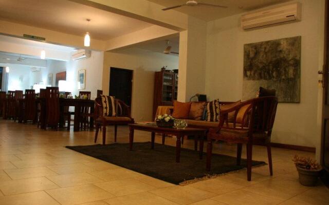 C & I Beach Hotel