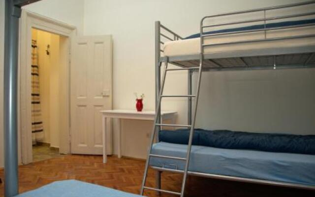 Hostel Cornel