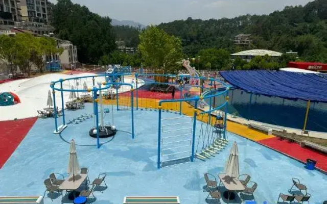 Hetang Yuechun Hotel