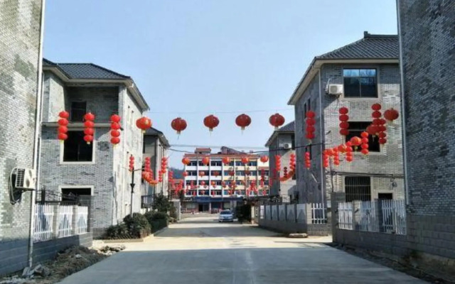Lixia Inn