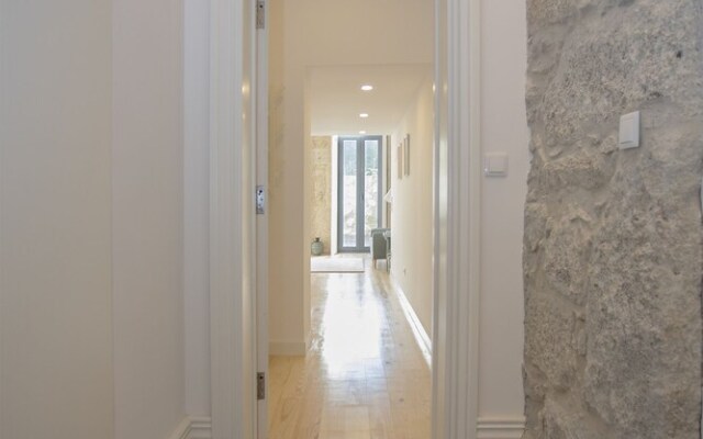 Liiiving In Porto Terrace & Sunny Apartment