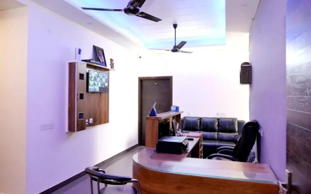 Hotel Ira Mansarovar