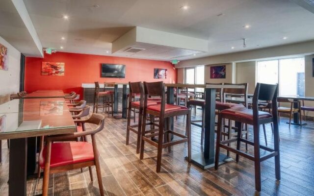 Best Western Premier NOHO Inn