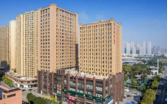 Wuhan Weijia Qingshe Hotel (Wuhan South Lake Polytechnic University) – Outside – Wuhan