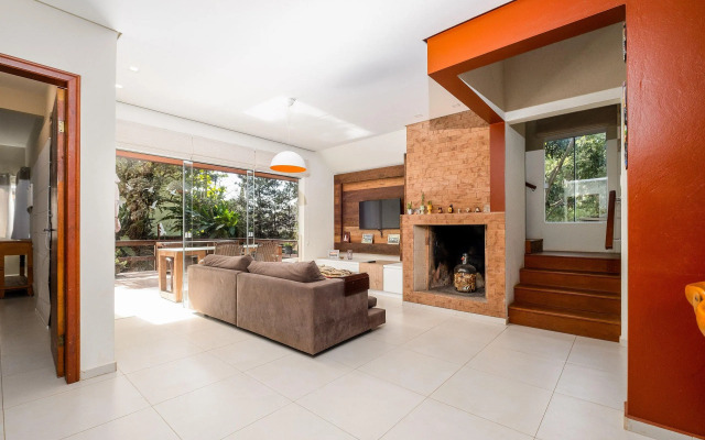 Casa arborizada em Floripa SME230