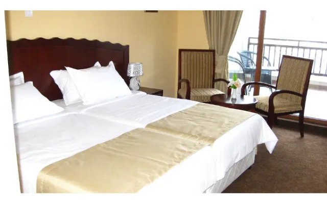 The Vineyards Resort