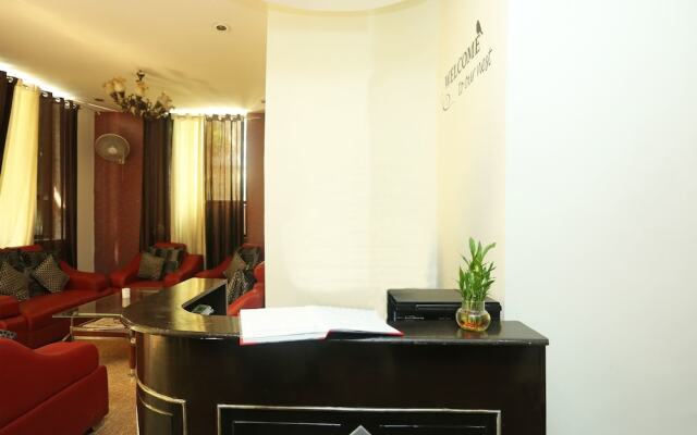 OYO 12477 DLF Phase 2