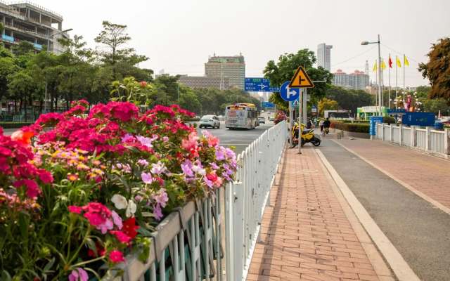 Guangzhou Mingyue Hotel