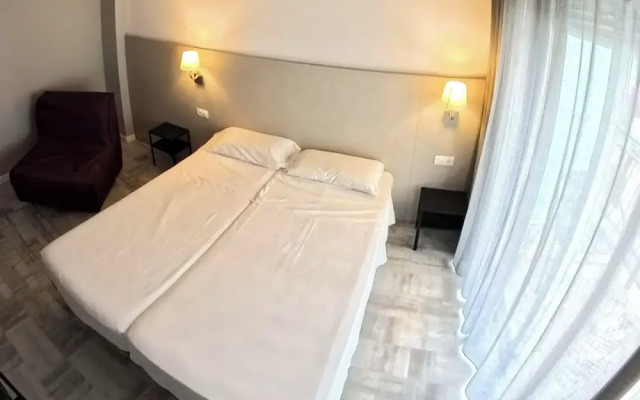 Hotel B and B Suites