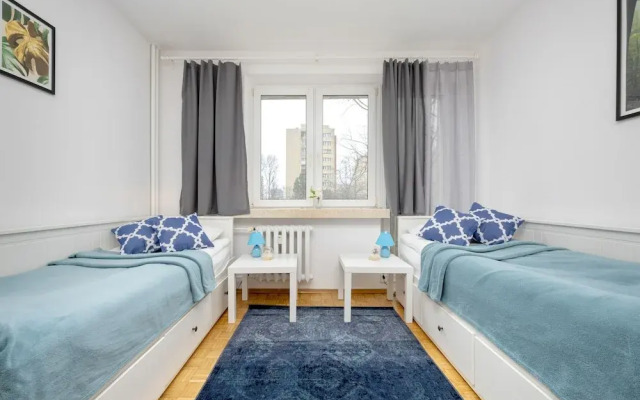 Apartment With Three Bedrooms by Renters