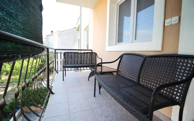 Apartment Adriano