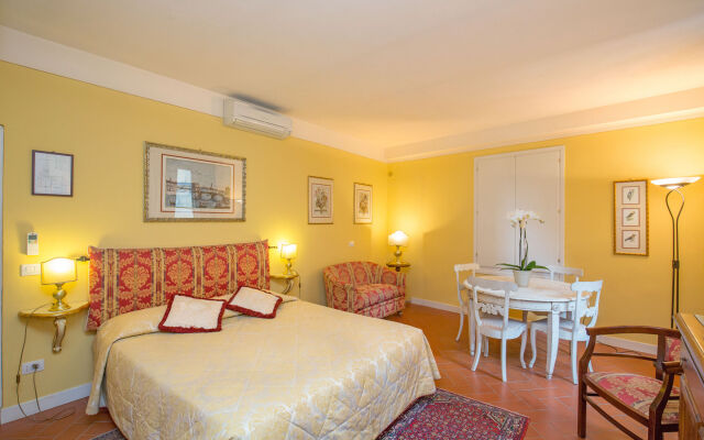 La Casa del Garbo - Luxury Rooms & Suite