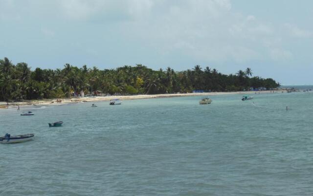 Rocky Cay Bay