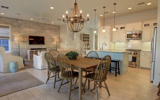 Tip'sea Saltbox 222 BE