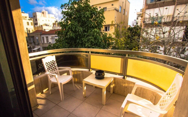 Britel Apartments
