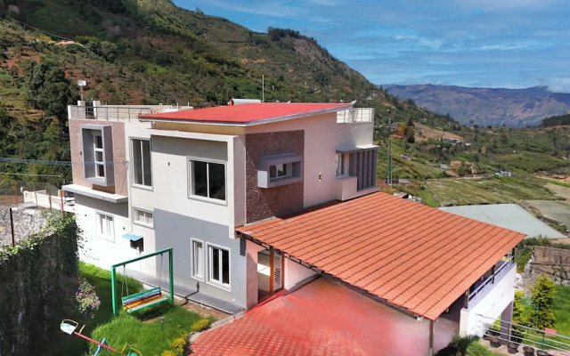 Queen's Hotel Mount Garden Kodaikanal