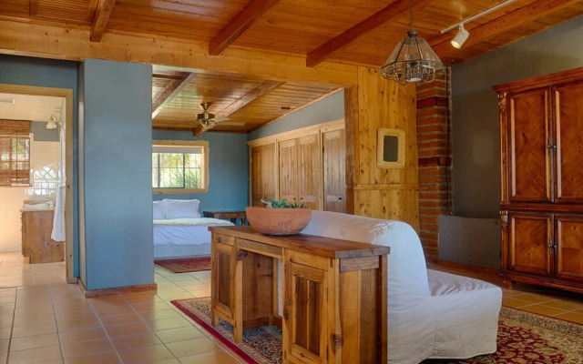 NextDoor at Dos Cabezas