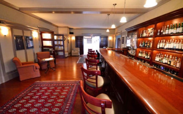 Gateways Inn & Restaurant