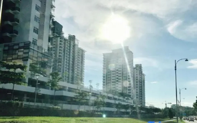 Putrajaya Dwiputra 6 Plus 1 PAX Fully Air-Con