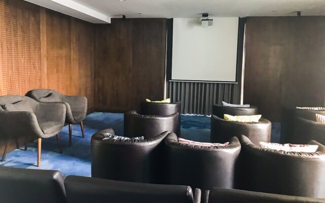 Four Star Apartment Veranda Near Puri
